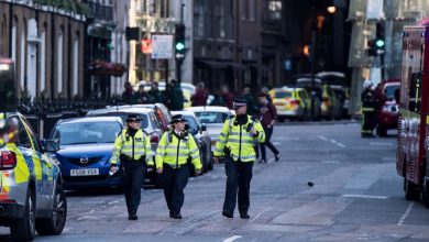 Photo of Attentato a Londra, Furgone sulla folla e civili accoltellati: 6 morti