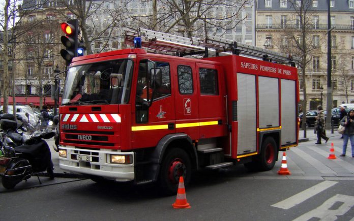Esplosione Bomba Parigi