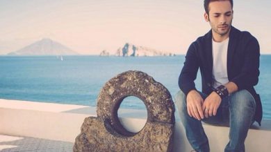 Photo of Intervista a JO M: il cantautore siciliano lancia l’album “Reazioni di cuore”