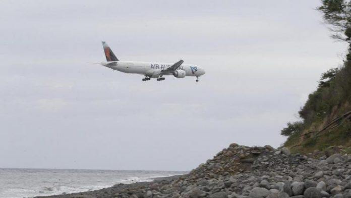 Birmania: disperso aereo militare, 116 persone a bordo