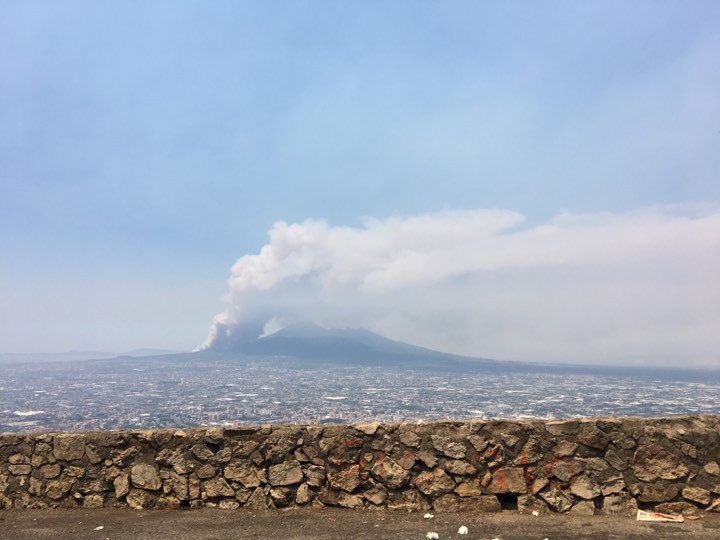 incendio-vesuvio-oggi