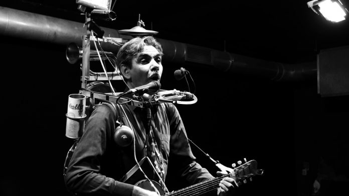 uomo orchestra napoletano