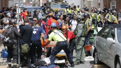 Photo of Scontri Charlottesville (Virginia), Auto contro antirazzisti: autista identificato