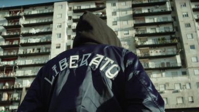 Photo of Chi è Liberato, Gomorra 3 svela l’identità del rapper?