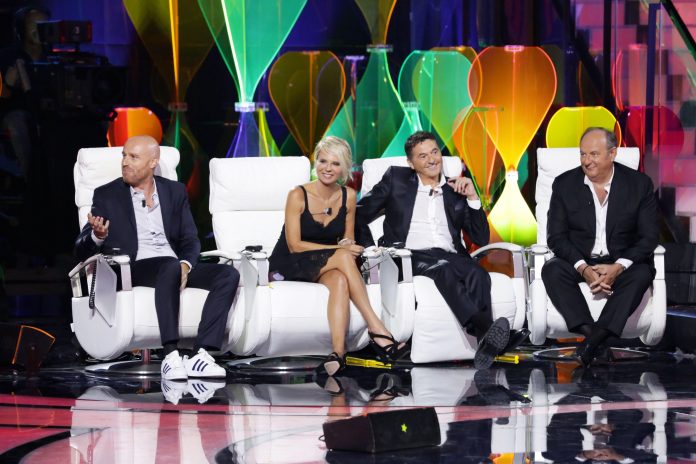 Maria De Filippi: risultato record per Tu Si Que Vales. Ascolti ieri Maria De Filippi: risultato record per Tu Si Que Vales. Ascolti ieri