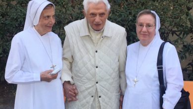 Photo of Salute Papa Ratzinger: Smentite le notizie su condizioni precarie