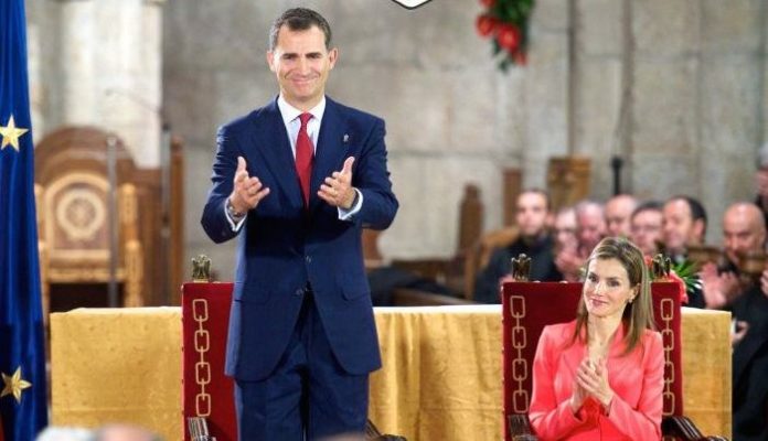 Felipe-di-spagna-parla-in-pubblico