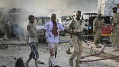 Photo of Attentato in Somalia: due camion-bomba esplodono per le strade di Mogadiscio