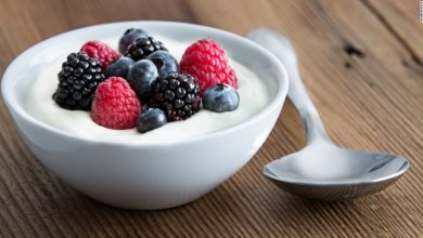 Photo of Yogurt: benefici per salute e perché dovremmo mangiarlo