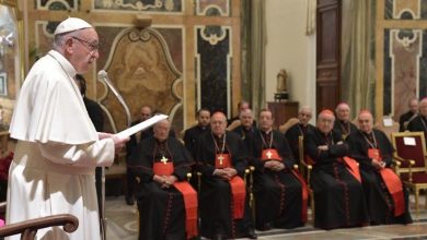 Photo of Papa Francesco discorso alla Curia : “Basta logica dei complotti e delle cerchie”