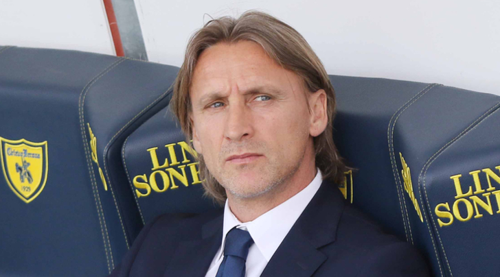 Nicola Esonero