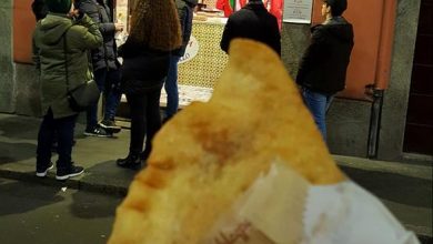 Photo of Zia Esterina Sorbillo a Milano: Pizza Fritta-Panzerotto, è sfida con Luini
