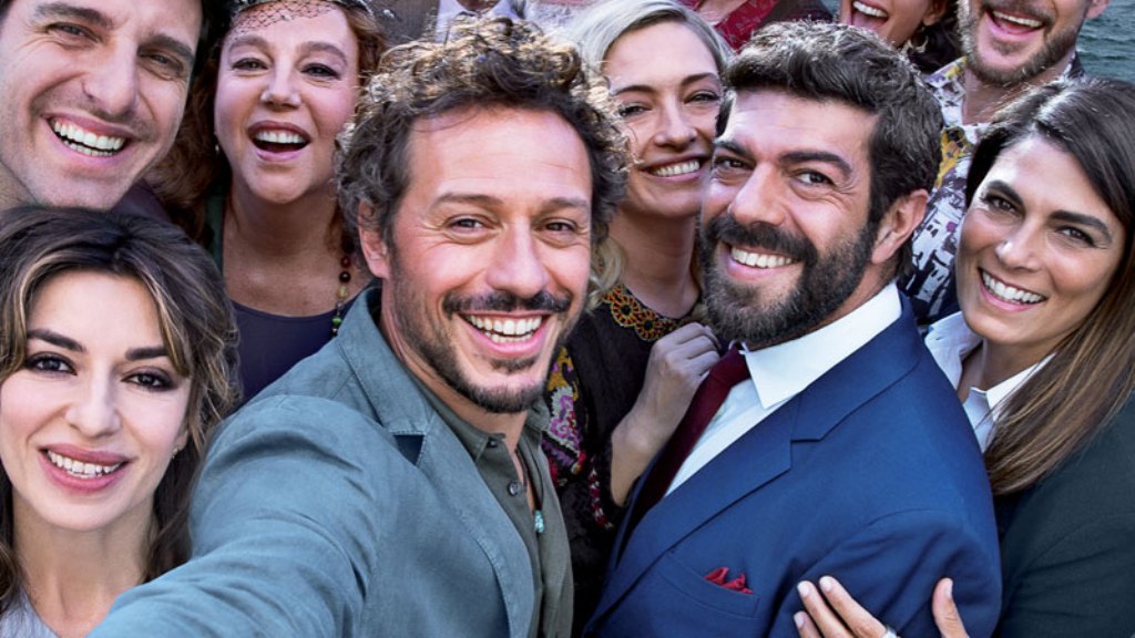 La Falco Di A Casa Tutti Bene