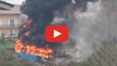 Photo of Pullman in fiamme in Provincia di Avellino (Video)