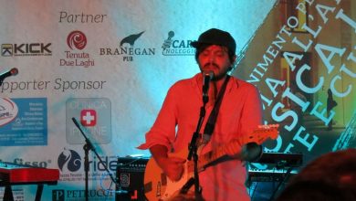 Photo of Chi è Calcutta? La nuova star del panorama indie italiano