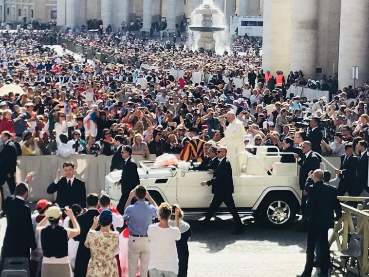 Papa Francesco torna in Puglia: sarà a Bari il 7 luglio Papa Francesco torna in Puglia: sarà a Bari il 7 luglio