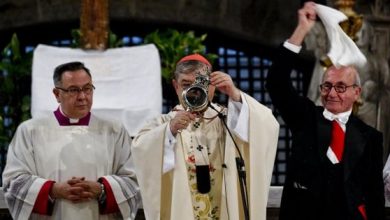 Photo of San Gennaro, si ripete il miracolo del sangue