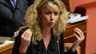 Photo of Chi è Barbara Lezzi? Biografia e Wikipedia del Ministro per il Sud