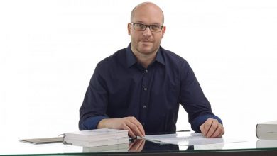Photo of Lorenzo Fontana, ministro della Famiglia e Disabilità: Biografia e Curriculum