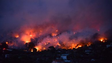 Photo of Incendio Atene oggi: 50 morti e centinaia di feriti. Migliaia in fuga verso il mare.