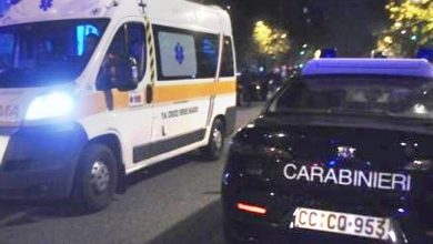 Photo of Bambina lanciata dal balcone dal padre a Taranto