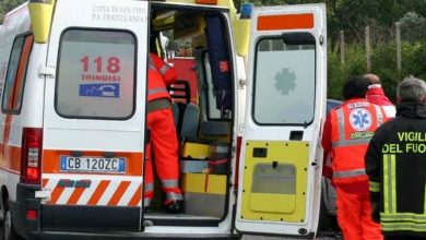 Photo of Due operai morti a Taranto: cede il carrello elevatore