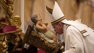Photo of Veglia di Natale in Vaticano 2019, Papa Francesco: “Dio arriva gratis”