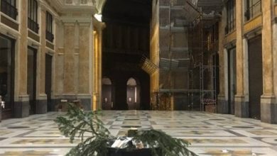Photo of Rubato albero di Natale a Napoli in Galleria Umberto