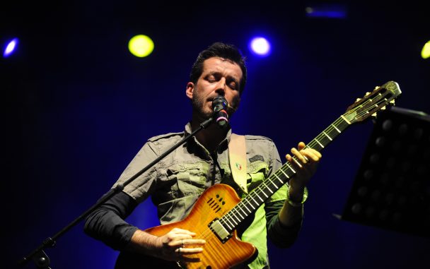 Daniele Silvestri Wiki, Biografia, Carriera e Canzoni del cantautore