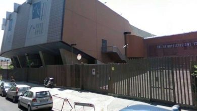 Photo of Il Centro di Produzione RAI di Napoli rischia la chiusura