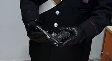 Photo of Carabiniere di Miano (Napoli) si spara con la pistola d’ordinanza