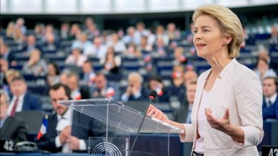 Photo of Chi è Ursula Von Der Leyen? Biografia della Presidente della Commissione UE