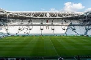 Photo of Juventus-Milan rinviata a causa del coronavirus