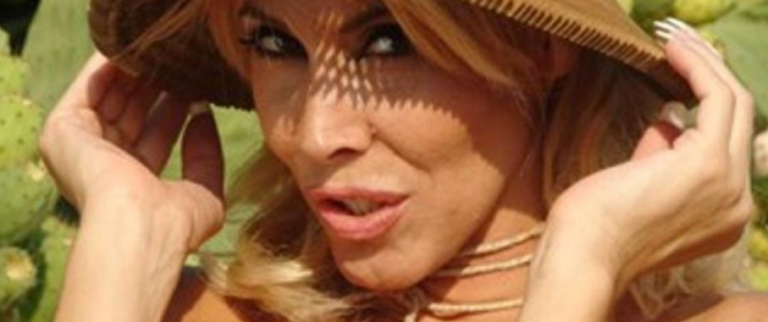 Milly D Abbraccio Il Lupo Di Mare
